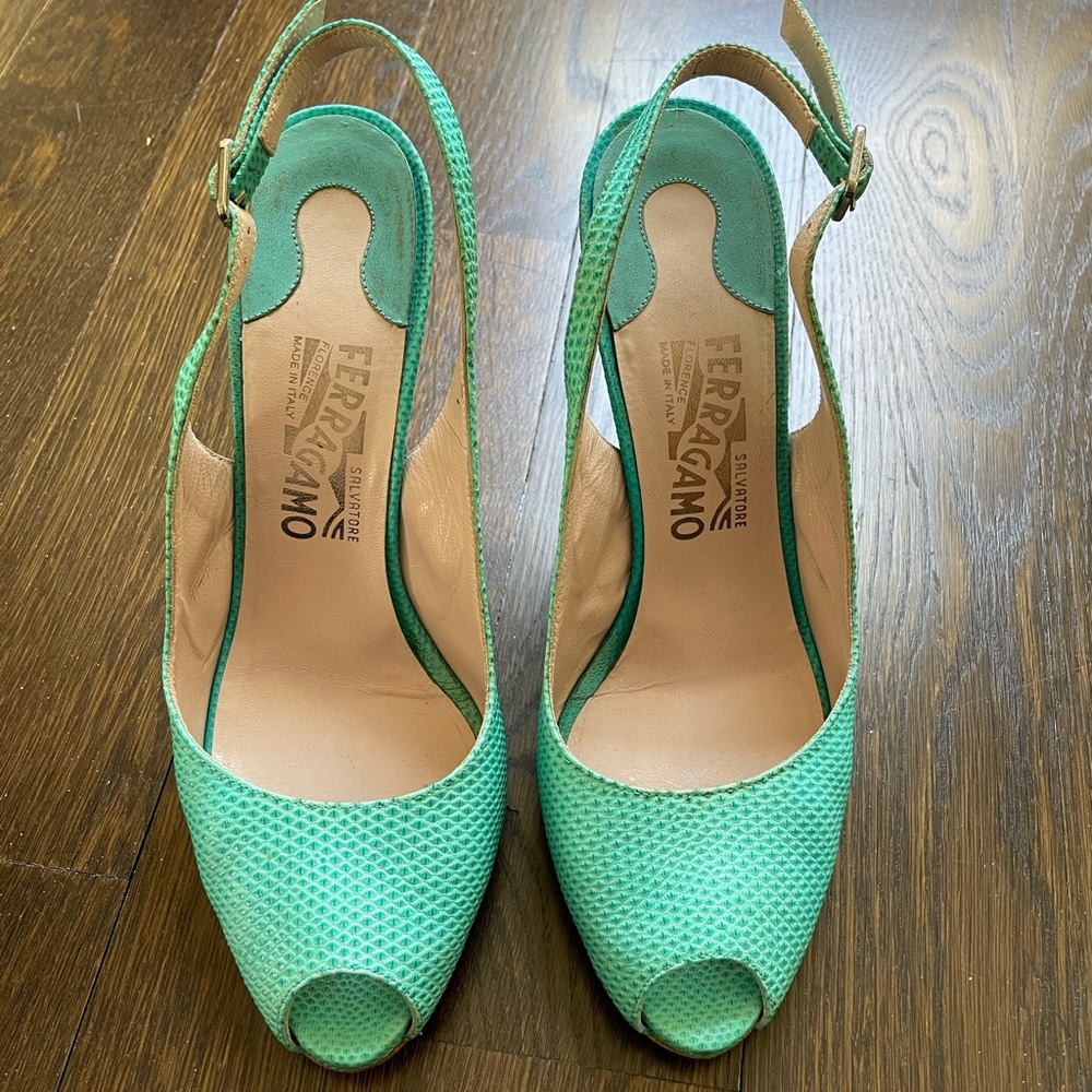 Salvatore Ferragamo "Giglio" Peep Toe Heels